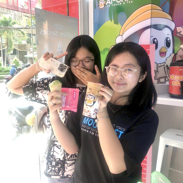 Nước Ngon + Quà Vui